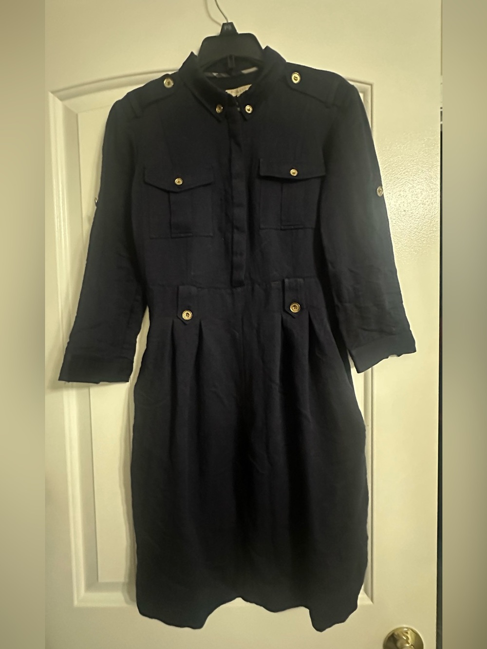 Burberry Size 2 Navy Long-Sleeve Button-Military style